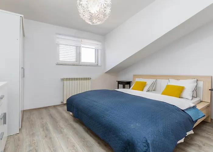 Apartman Awesome In With Wifi Pula