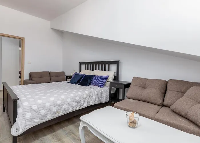 Awesome In With Wifi 아파트